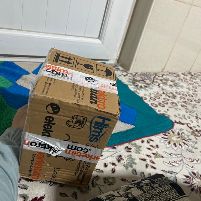 Elektromarketim Boş Kutu Teslimatı Sonrası Mağduriyetimin Giderilmesini İstiyorum