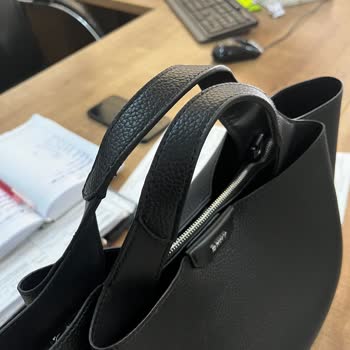 Hiç Kullanılmamış DKNY Çantada Deformeler Ve İade Talebim Reddedildi