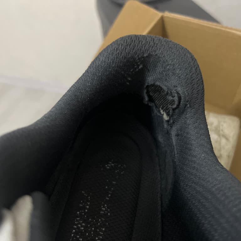 Kısa Sürede Yırtılan Ayakkabılar İçin Değişim Talebim Reddedildi