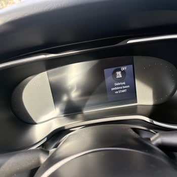 Sıfır Araçta Çizik Gösterge Paneli İçin Çözüm Sunulmuyor Mağduriyetim Giderilmiyor