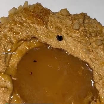 Eti Puf İçinden Plastik Benzeri Siyah Madde Çıktı!