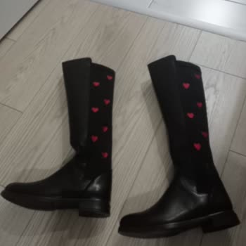 Geç Teslimat Ve Eksik Ürünle Birlikte Yetersiz Müşteri Hizmeti Deneyimi