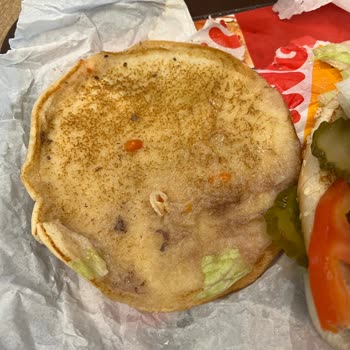 Burger King'de Yanlış Hazırlanan Menü, Yetersiz Telafi Ve Hijyen Sorunları Sonrası Sağlık Problemi Yaşadım