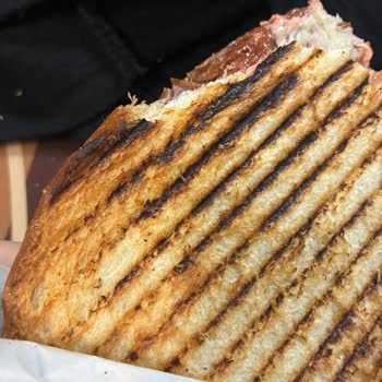 Soma Devlet Hastanesi Yanık Tost İçin Ücret Talebi ve Saygısız Tutum