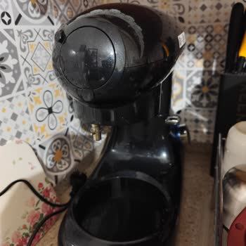 Karaca Hamur Yoğurma Makinesinden Çalışırken Koku Geliyor