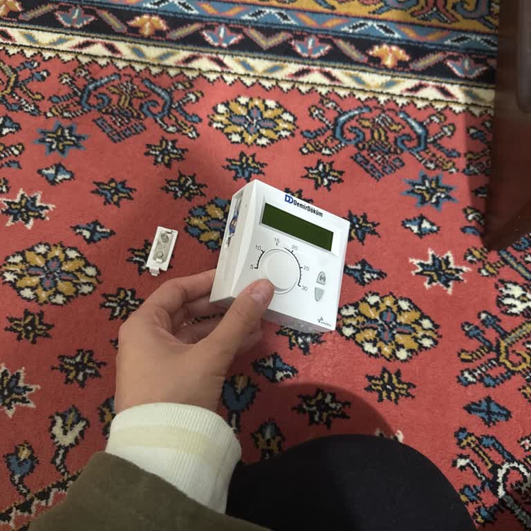 DemirDöküm Oda Termostatı Pil Kapağına Ulaşamama Ve Yedek Parça Sorunu