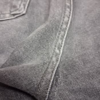 Kısa Sürede Yıpranan Jean İçin Değişim Talebi