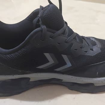 Kısa Sürede Yırtılan Spor Ayakkabım İçin Garanti Kapsamında Çözüm Bekliyorum