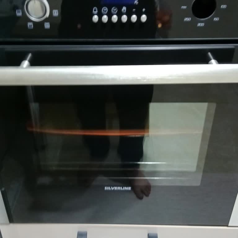Silverline Ankastre Fırın İçin Yedek Parça Sorunu Çözülemiyor