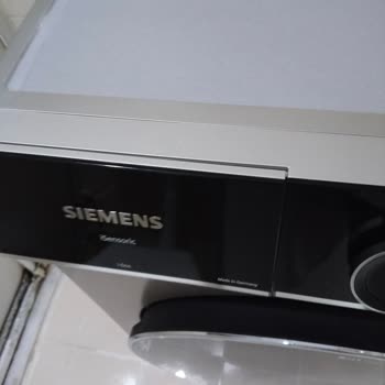 Siemens Çamaşır Makinesi Kapağındaki Açıklık Sorunuma Çözüm Bulamıyorum