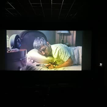 Sinema Salonunda Perde Arızası Nedeniyle Film Keyfi Mahvoldu