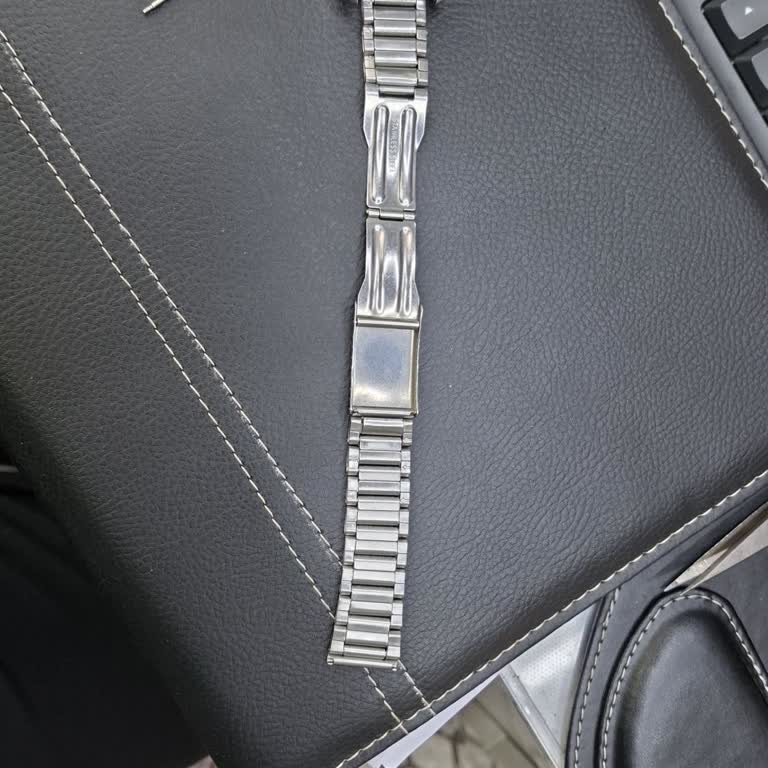 Satın Aldığım Saat Kordonu Sürekli Sorun Çıkarıyor Mağaza Çözüm Sunmuyor