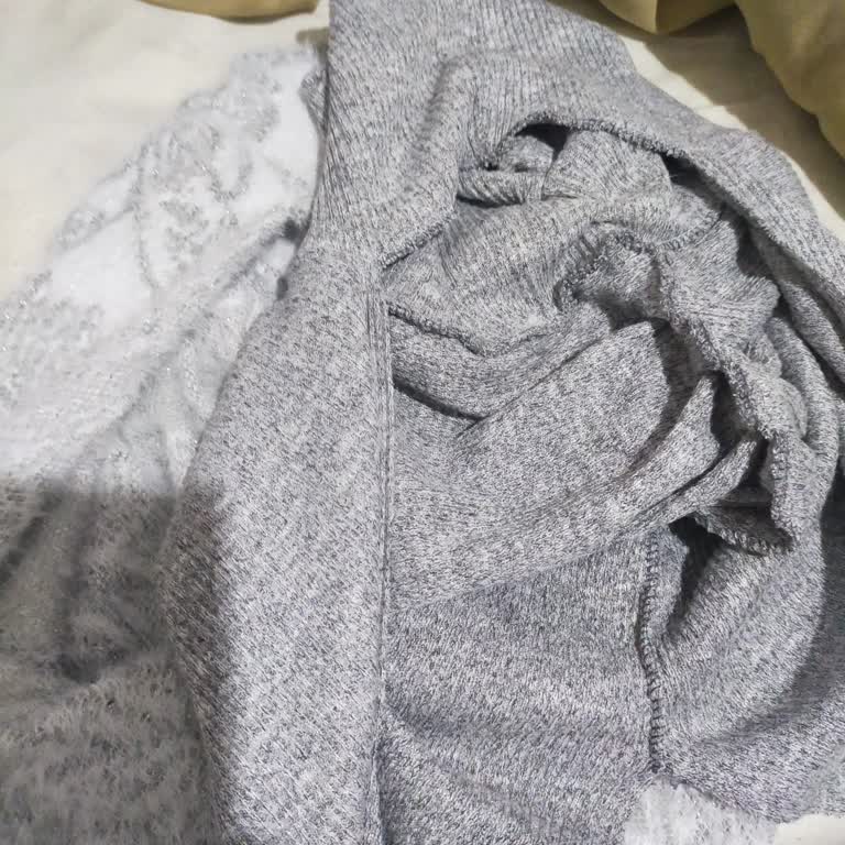 Aişe Tesettür Ürün Hayal Kırıklığına Uğrattı