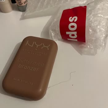 Bronzer Ürününde Hijyen Sorunu Ve Saç Çıkması