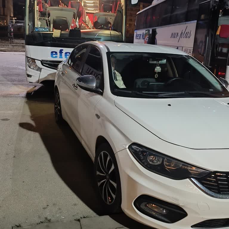 Efe Tur Şoförünün Saygısız Ve Engelleyici Davranışı