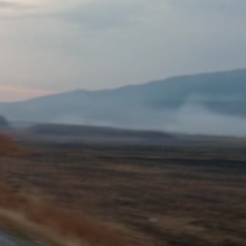Antalya–Konya Yolu Sazlık Alanında Sürekli Yangın ve Kötü Koku Sorunu