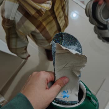 Kısa Sürede Deforme Olan Ayakkabı Ve Ek Masraf Talebi