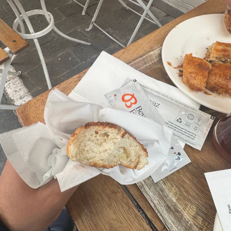 Satın Alınan Üründe Eksik İçerik Ve İlgisiz Müşteri Hizmeti