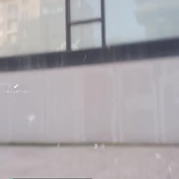 A101 Raftan Süt Düşmüş