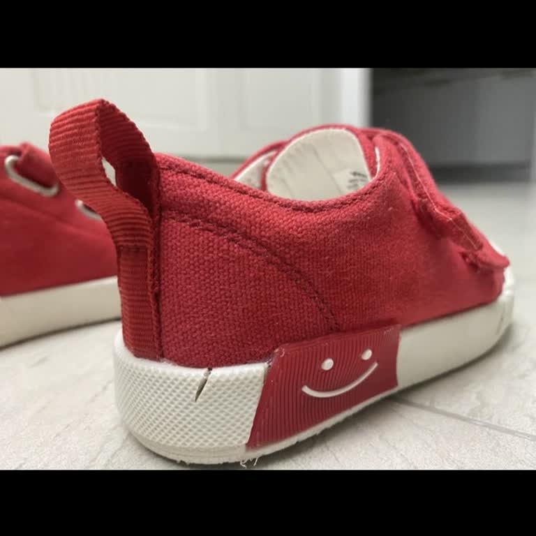 Kısa Sürede Parçalanan Ayakkabı Ve Satıcı İlgisizliği