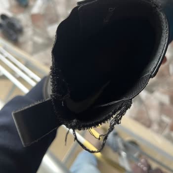 Kısa Sürede Yıpranan Derimod Bot İçin Değişim Talebi