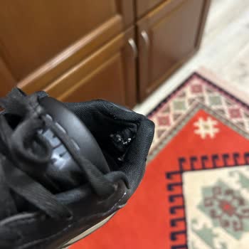 Kısa Sürede Hasar Gören Ayakkabıya Ret Cevabı Şaşkınlığı