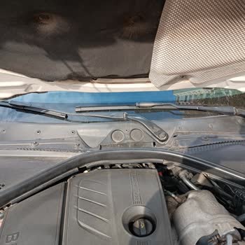 BMW 116i Ön Cam Fitilinde Kronik Deformasyon Ve Su Alma Sorunu