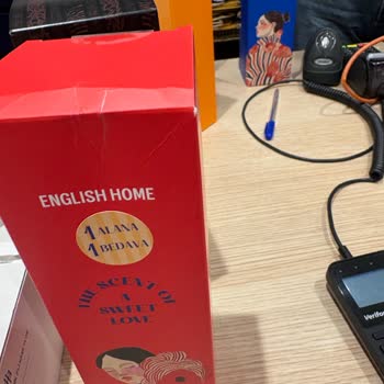 English Home Mağazasında Yanlış Etiket Ve Saygısız Davranış Nedeniyle Hayal Kırıklığı