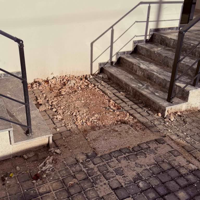 Doğalgaz Altyapı Çalışması Sonrası Zemin Onarımı Yapılmadı, Mağduriyet Devam Ediyor