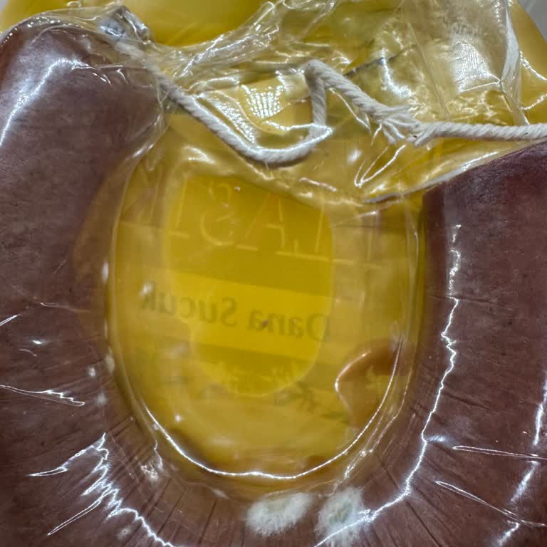 Bozuk Sucuk İçin İade Talebim Reddedildi, Mağdur Edildim