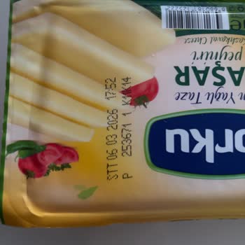 Son Kullanma Tarihi Geçmemiş Torku Kaşar Peynirinin Küflenmesi Ve İlgisiz Müşteri Hizmetleri