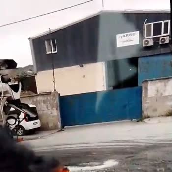 Boğaziçi Elektrik - Bedaş Aynı Noktada Yıllardır Süren Elektrik Arızası Ve Tehlike
