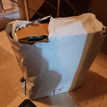 Teslimat Güvenliği Ve Müşteri Hizmetleri Sorunu: Açılmış Kargo Ve Yetersiz Destek