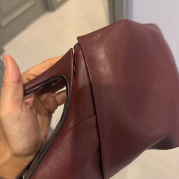 Sibel Durmaz İlk Kullanımda Topuğu Çıkan Çizme İçin Değişim Talebi