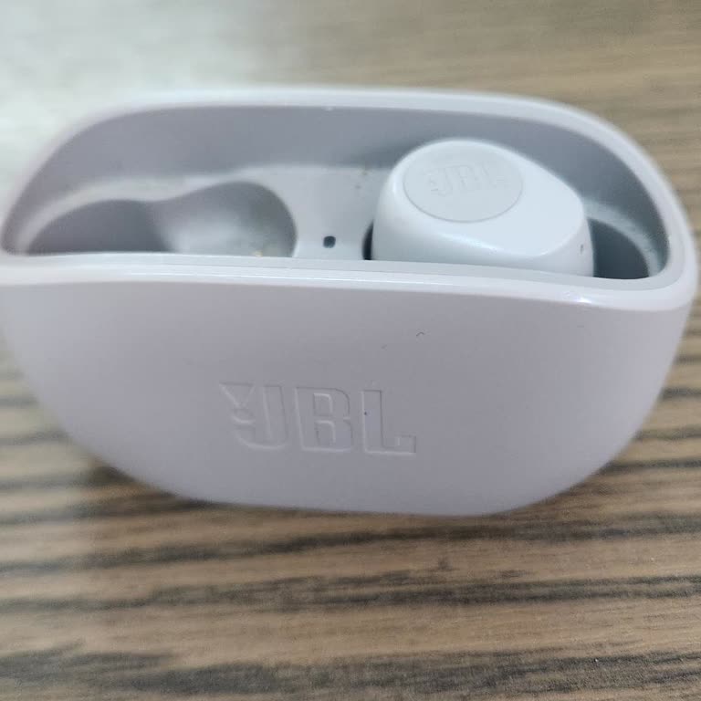 Raylara Düşen Sol Kulaklık İçin Parça Temini Talebi