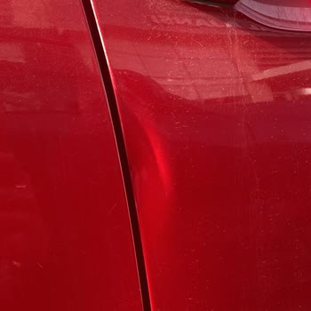 Seat Fotoğraflarda Görülmeyen Ağır Kusurlu Araç Teslimatı