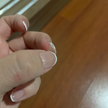 Dilara Kaya Beauty Tırnak Uygulaması Hem Dayanıksız Hem De Personel Saygısız