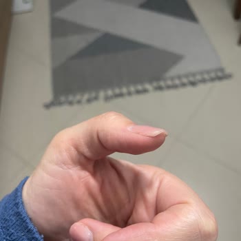 Dilara Kaya Beauty Tırnak Uygulaması Hem Dayanıksız Hem De Personel Saygısız