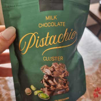 Bozuk Çıkan Chocovia Milk Chocolate Pistachio Cluster