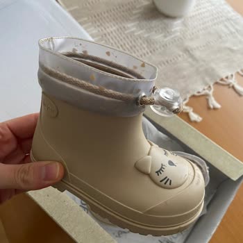 Yağmur Çizmesi İlk Kullanımda Su Aldı, Satıcıdan Ve Trendyol'dan Dönüş Alınamıyor