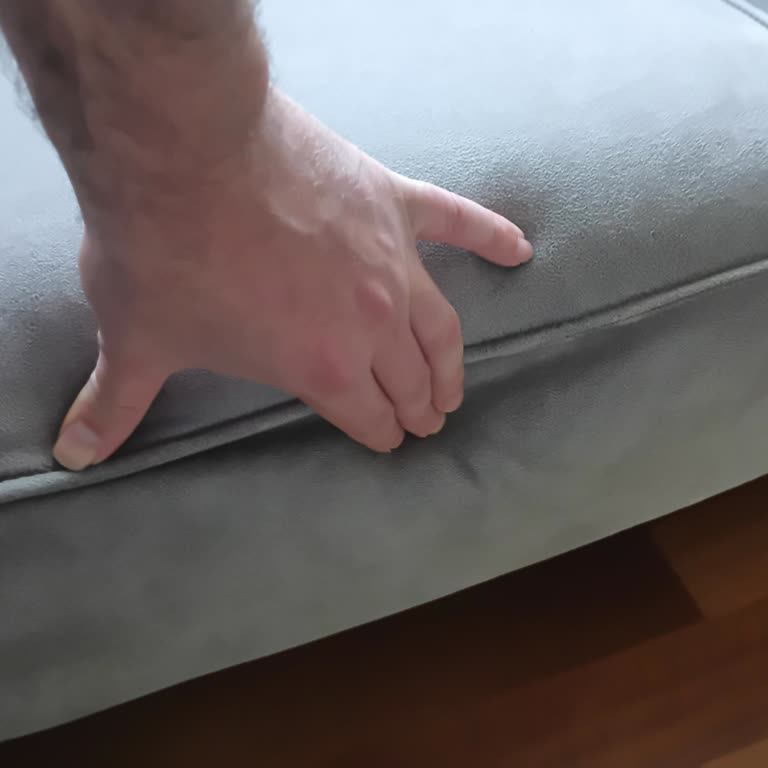 Kelebek Mobilya’dan Aldığım Koltukta Tekrarlayan Sünger Sorunu Ve Yetersiz Çözüm