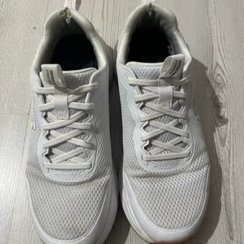 Skechers Ayakkabım Kısa Sürede Parçalandı, Mağduriyetimin Giderilmesini İstiyorum