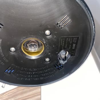 Philips Çay Makinesi Kettle Kısmı Eriyor, Güvenlik Riski Oluştu