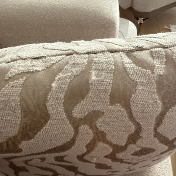 Koltuk Takımı Kırlenti Neredeyse Hiç Kullanılmadan Yırtıldı Servis Süreci Belirsiz