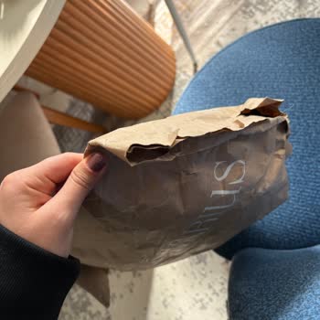 Hasarlı Ve Güven Vermeyen Kargo Teslimatı Sonrası Mağduriyet