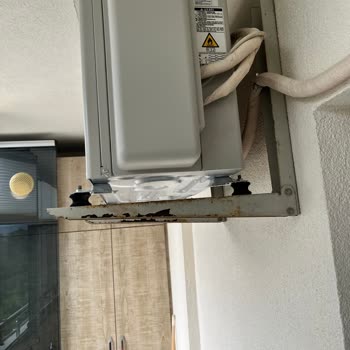 Yeni Alınan Klimanın Kurulumunda Küflü Parça Takılması