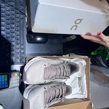 Vitrin Ürünü Ayakkabıda Değişim Engeli Ve Müşteri Memnuniyetsizliği