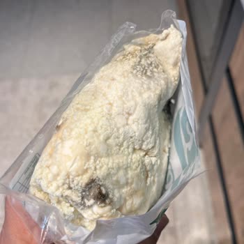 Şok Marketten Aldığım Lor Peynirinin Küflü Çıkması Ve Denetim Eksikliği