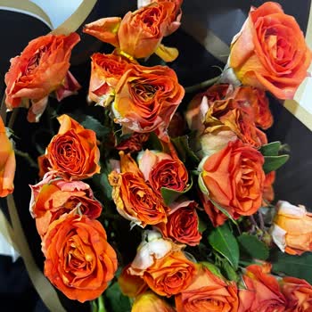 Sipariş Edilen Gül Aranjmanı Beklentileri Karşılamadı