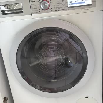 Yüksek Ücretli Bosch Çamaşır Makinesinde Bitmeyen Arızalar Ve Mağduriyet